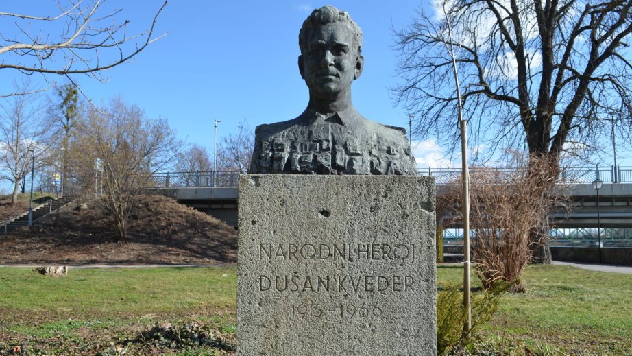 Statue of national hero Dusan Kveder